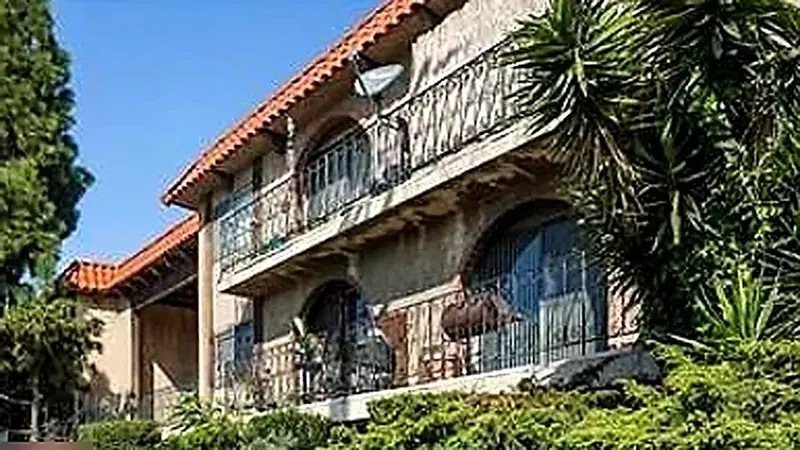 Complete home renovation in Inglewood, CA